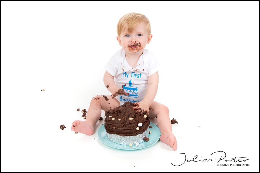 Smash the cake shoot, cake smash photos, 1st birthday photoshoot, julianporter cake shoot